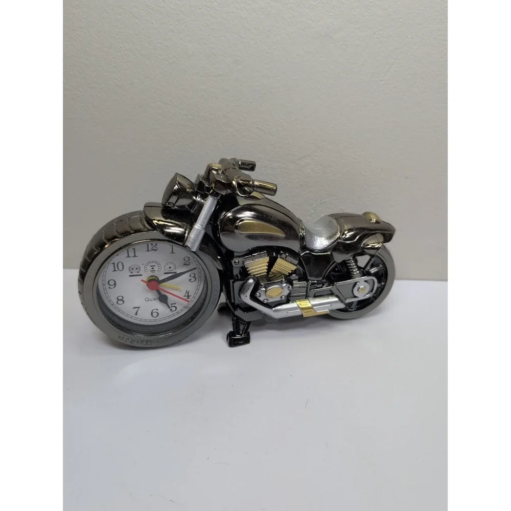 Cool Vintage Motorcycle Model Alarm Clock Battery Powered